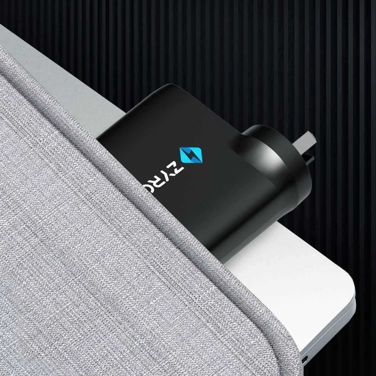 Zyron Tech Four-Port GaN Wall Charger