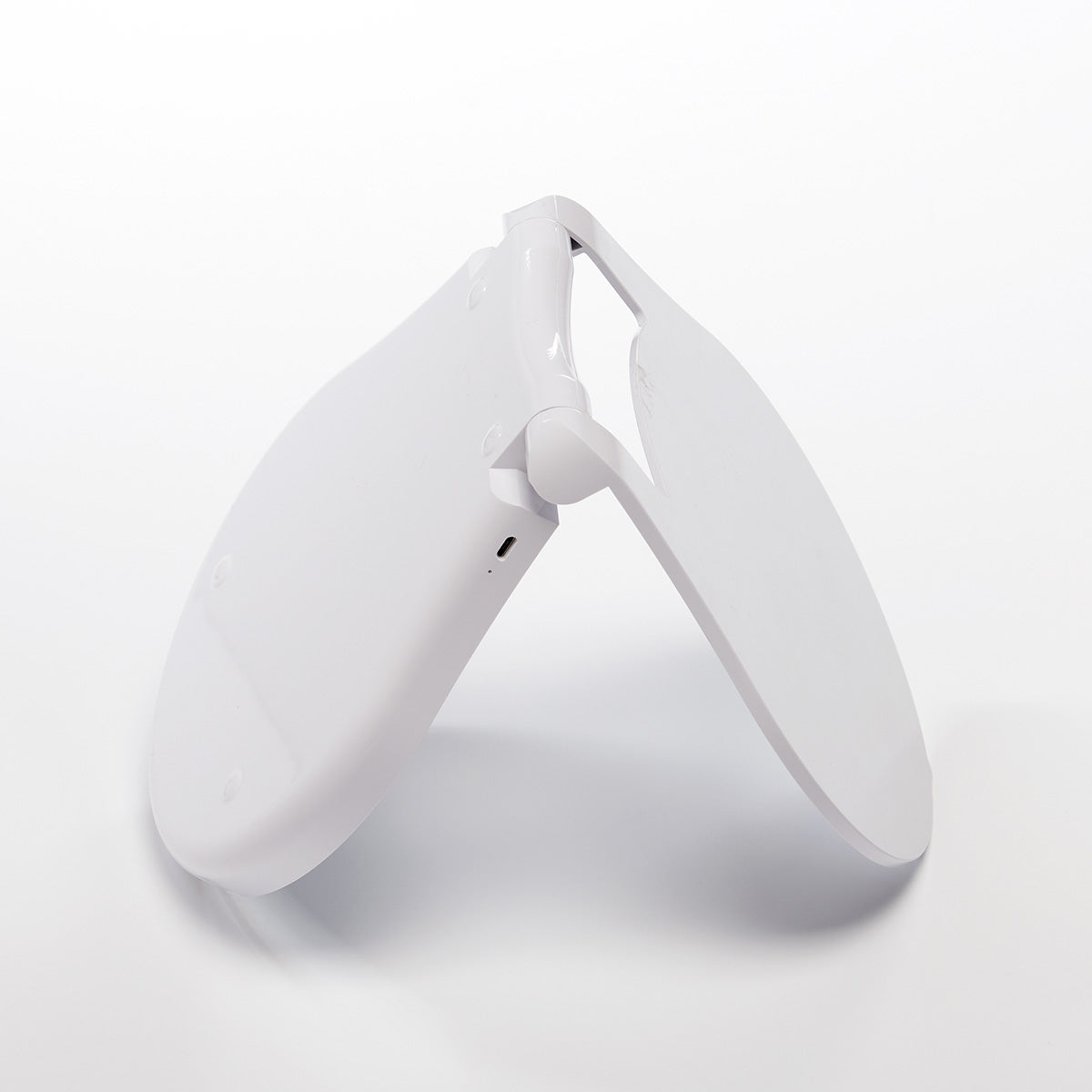 Camelot SI, LLC Rechargeable LED Travel Mirror