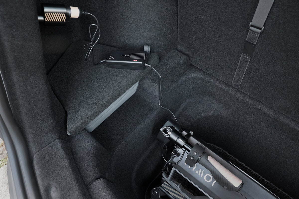JOWUA USB-C Car Charger and Power Socket
