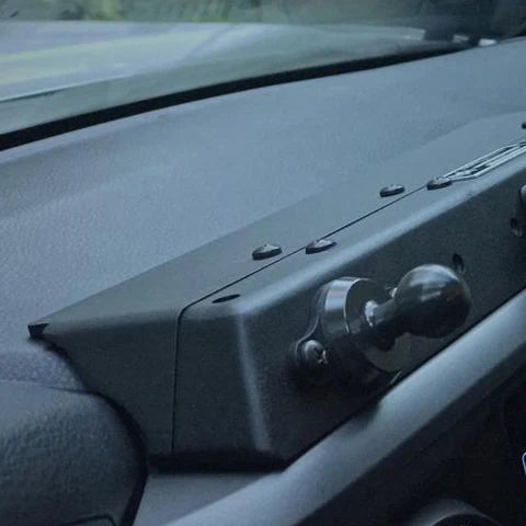 Expedition Essentials Vehicle Accessory Mount