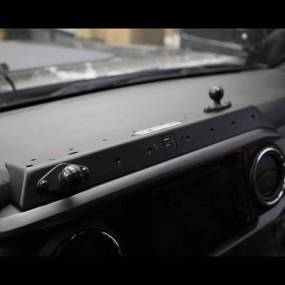 Expedition Essentials Vehicle Accessory Mount