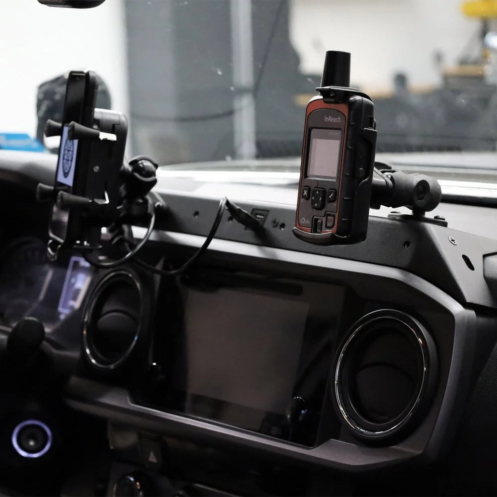 Expedition Essentials Vehicle Accessory Mount