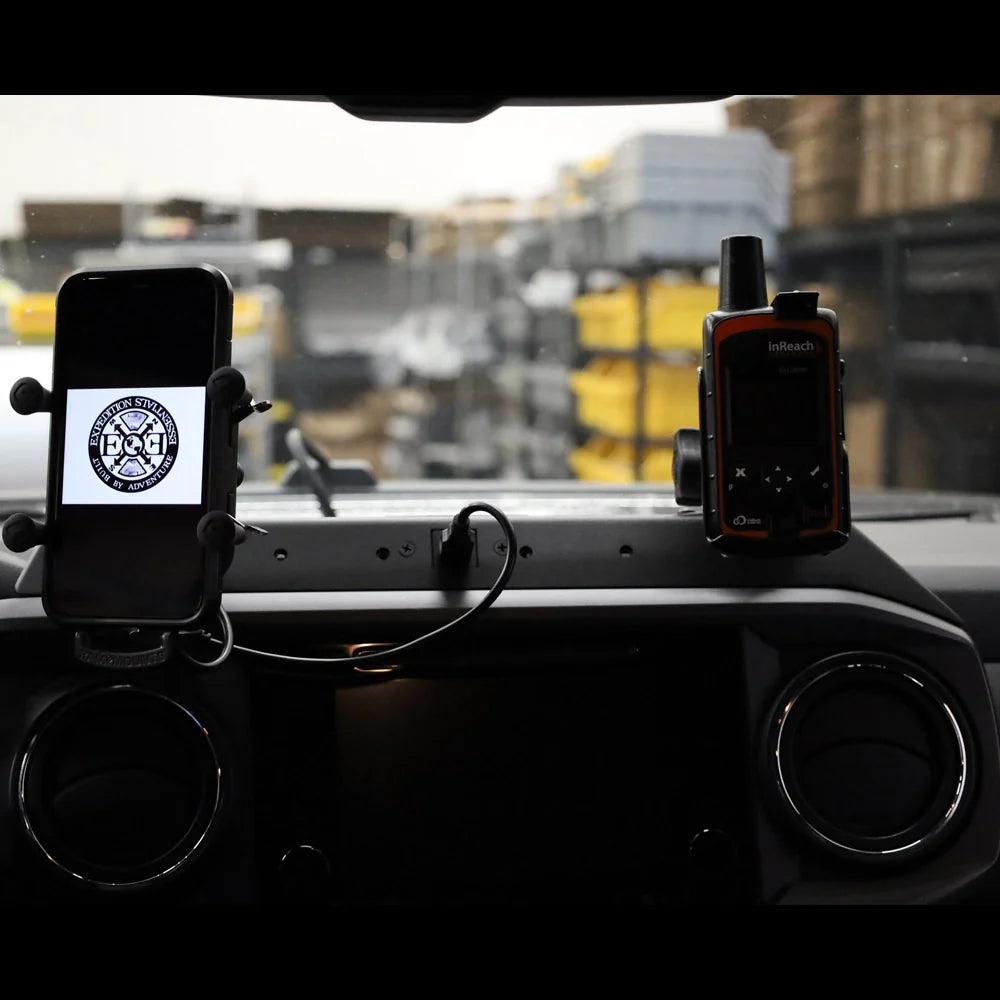 Expedition Essentials Vehicle Accessory Mount