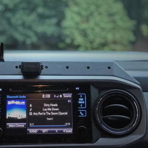 Expedition Essentials Vehicle Accessory Mount