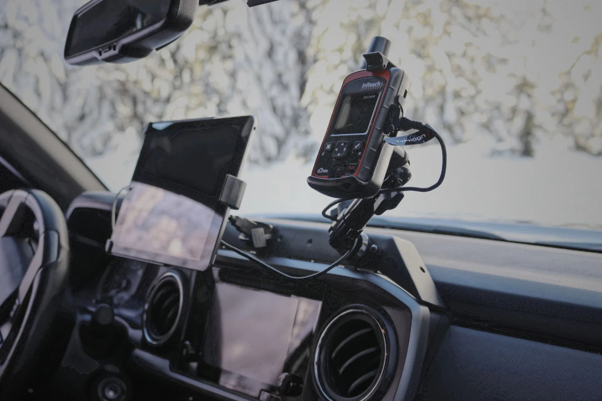 Expedition Essentials Vehicle Accessory Mount
