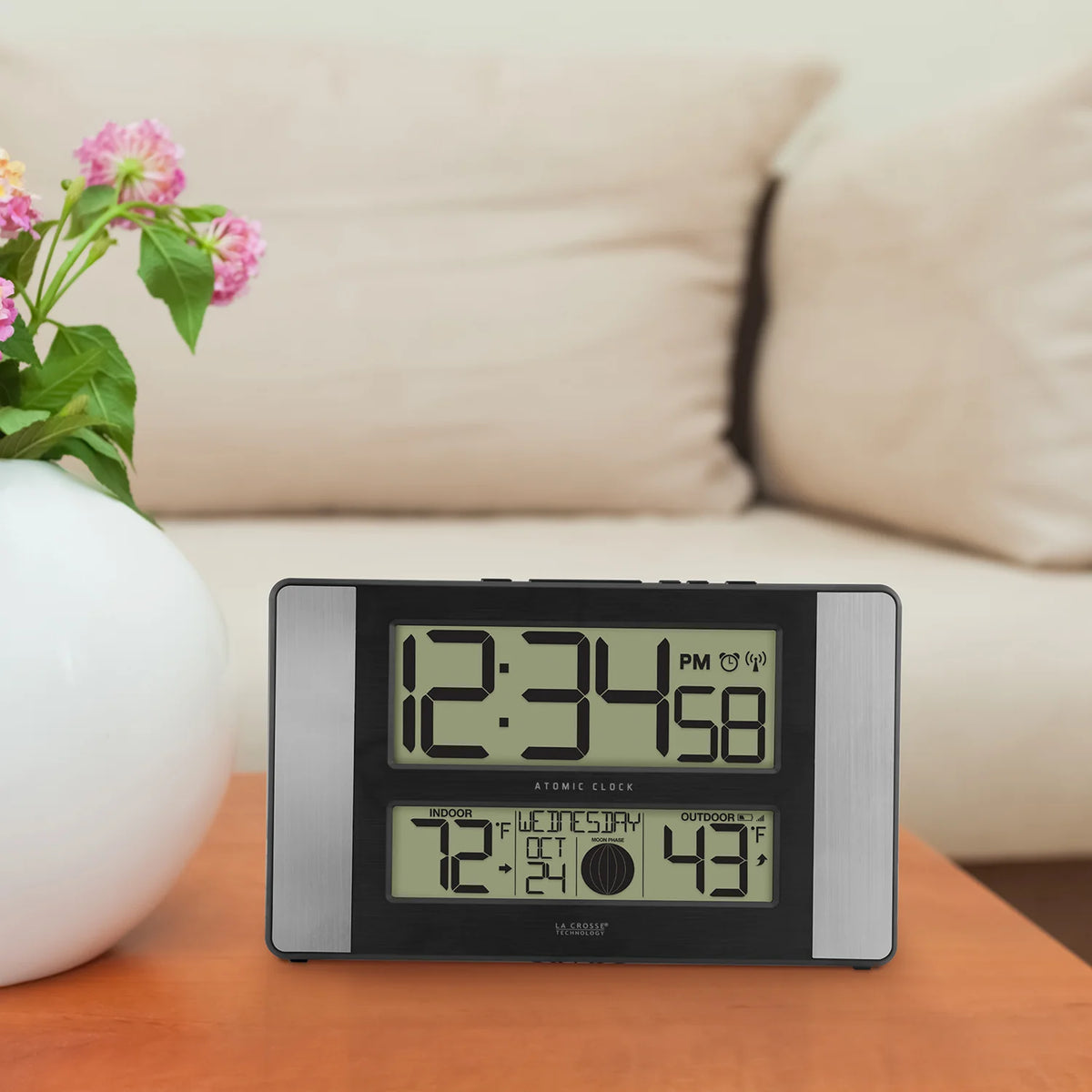 La Crosse Technology Atomic Digital Wall Clock