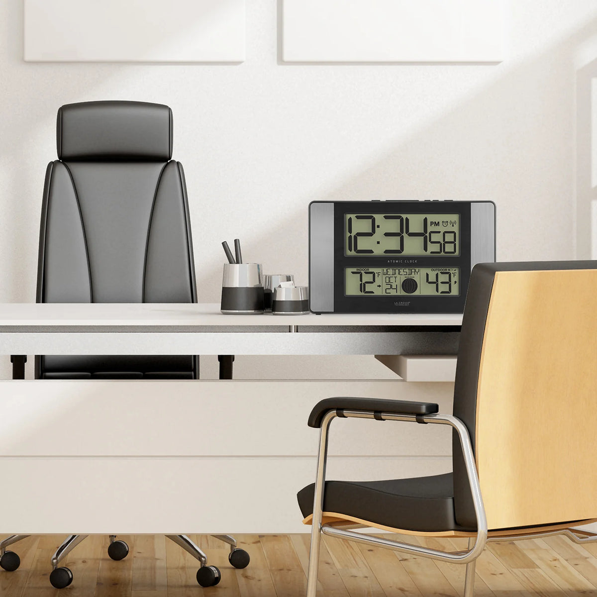 La Crosse Technology Atomic Digital Wall Clock