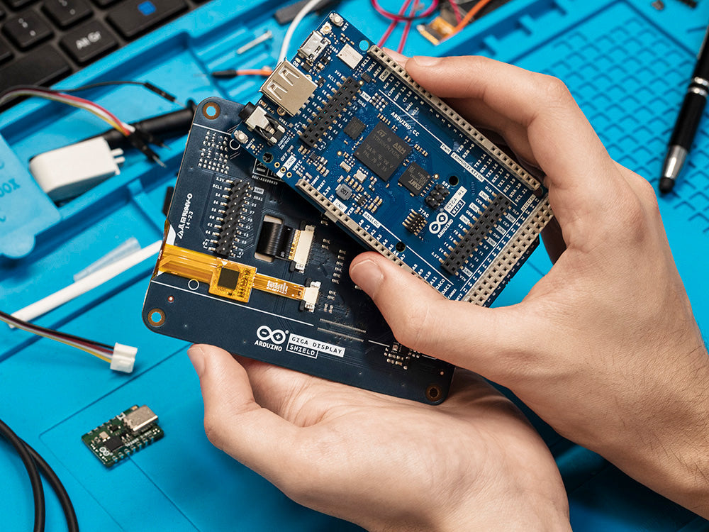 Arduino Touchscreen Development Board Shield