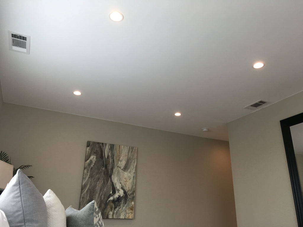 Waveform Lighting LED Light Bulb
