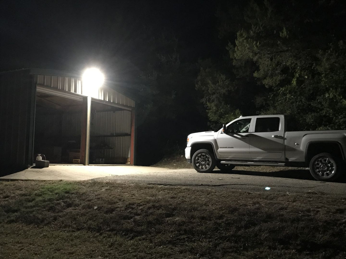Wen Lighting Adjustable Knuckle-Mount LED Flood Light