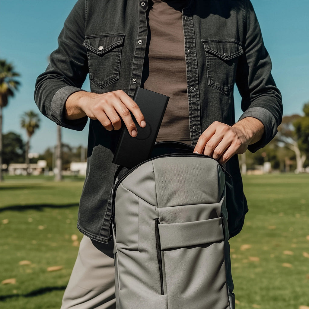 Satechi Bluetooth Tracking Glasses Case