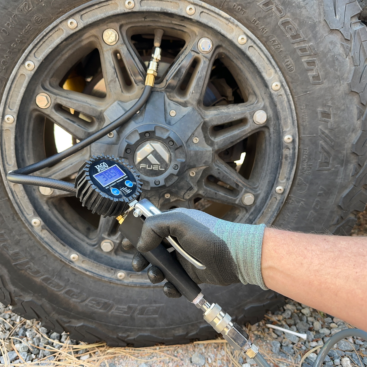 JACO Digital Tire Inflator Gauge