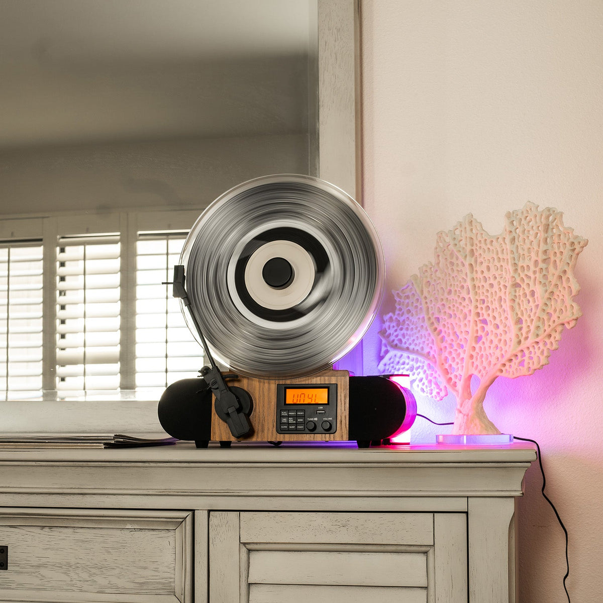 Fuse Audio Vertical Record Player