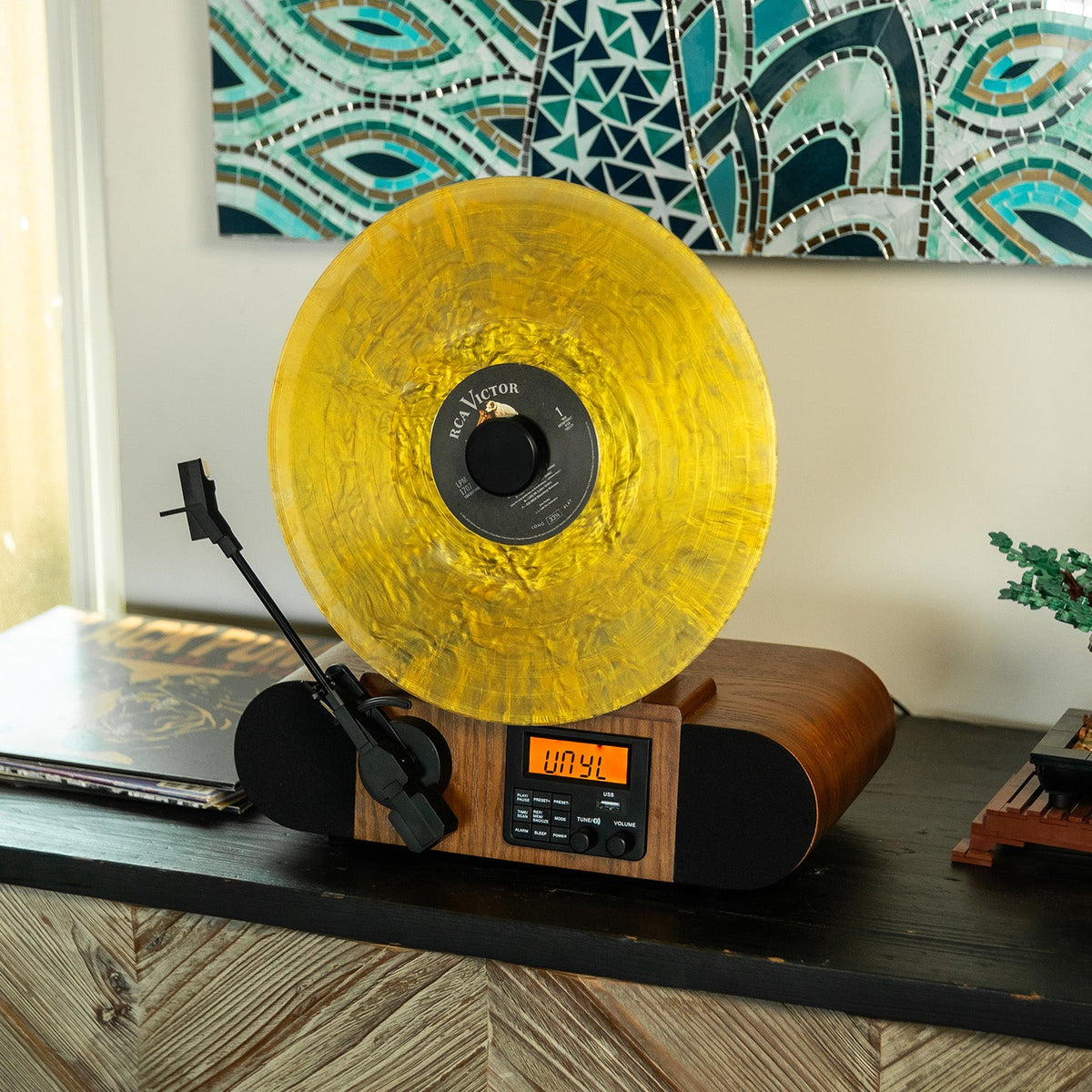 Fuse Audio Vertical Record Player