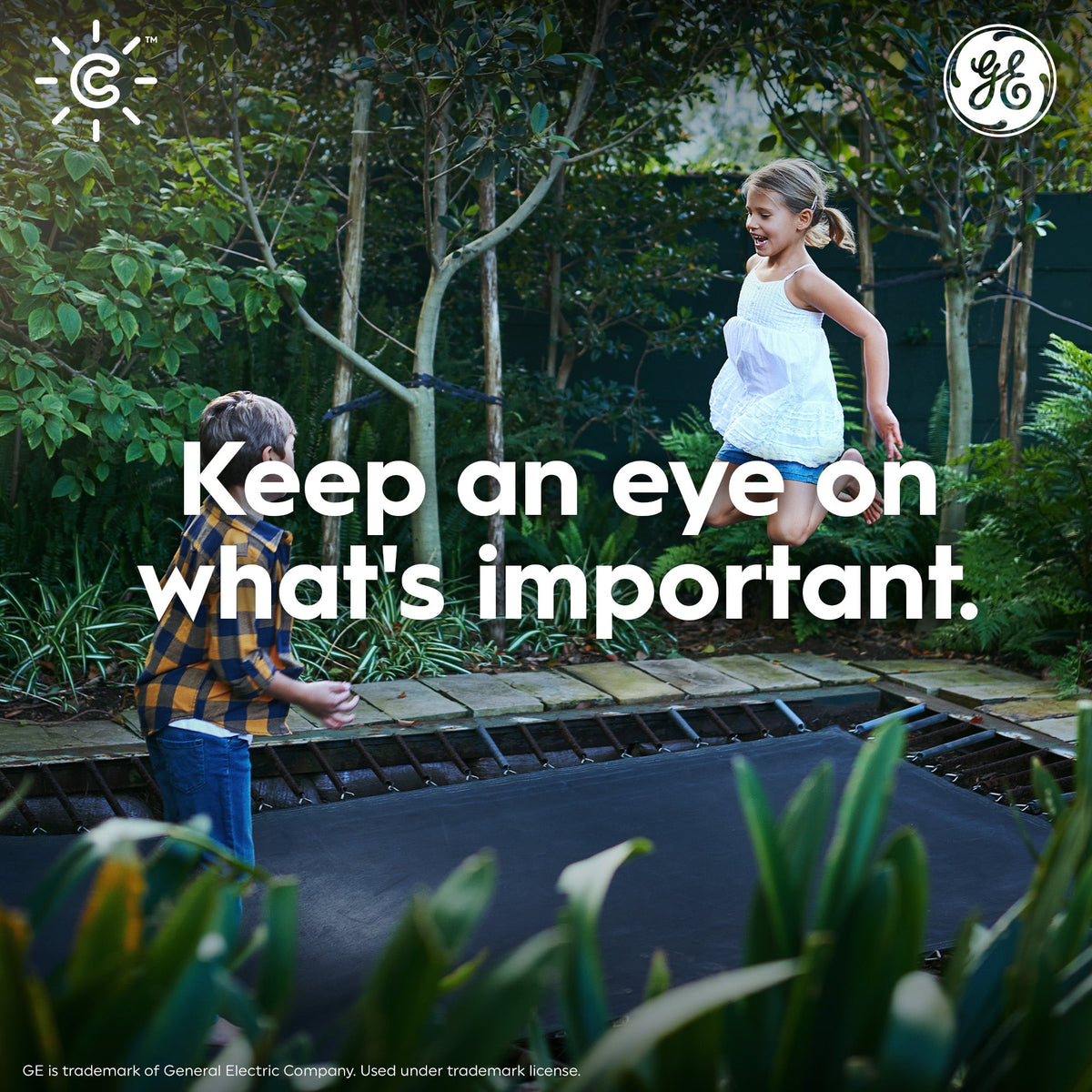 GE Lighting, a Savant company Outdoor Wi-Fi Security Camera