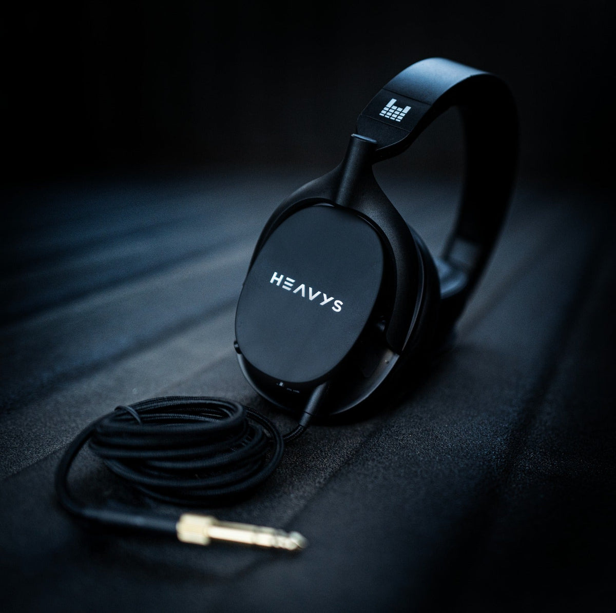 Heavys Silver-Coated AUX Audio Cable