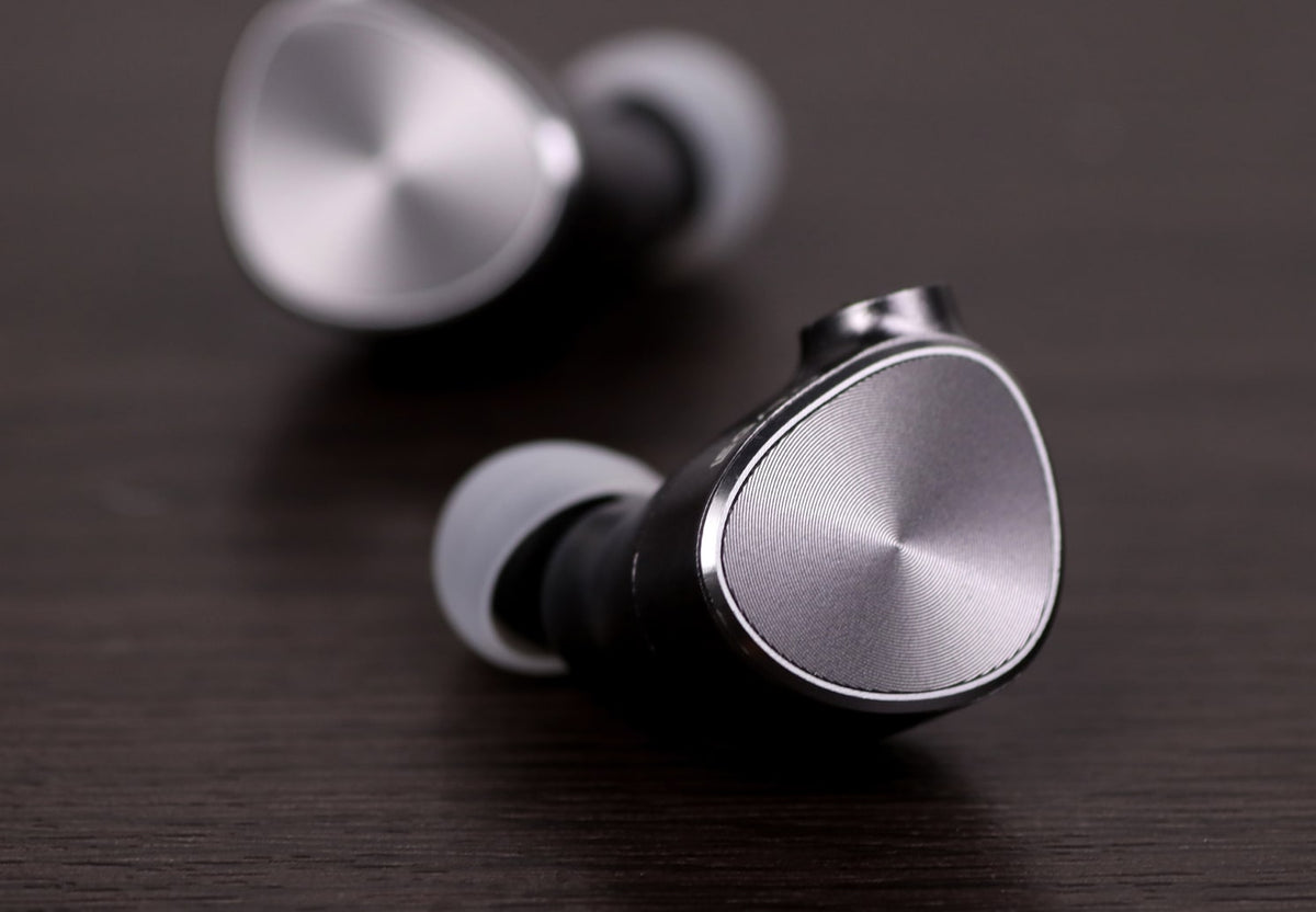 7HZ Wired Dual-Dynamic In-Ear Monitors