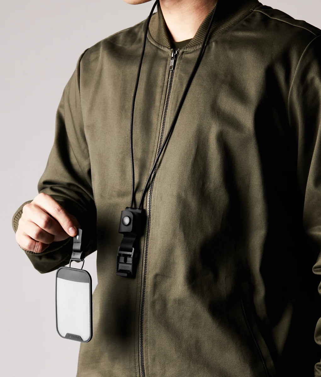 ALPAKA USB Cable Lanyard