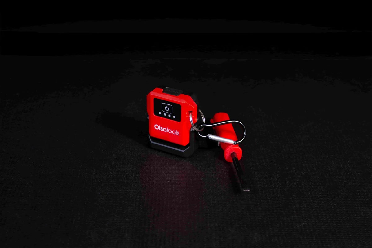 Olsa Tools Canada Rechargeable LED Work Light