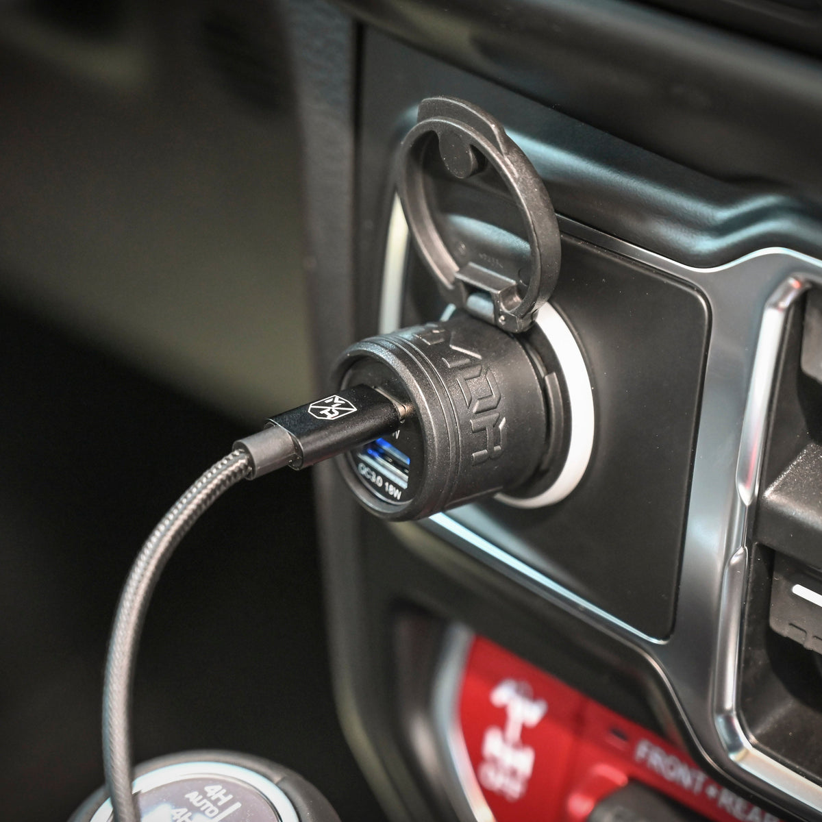 Mob Armor 38W Dual-Port Car Charger