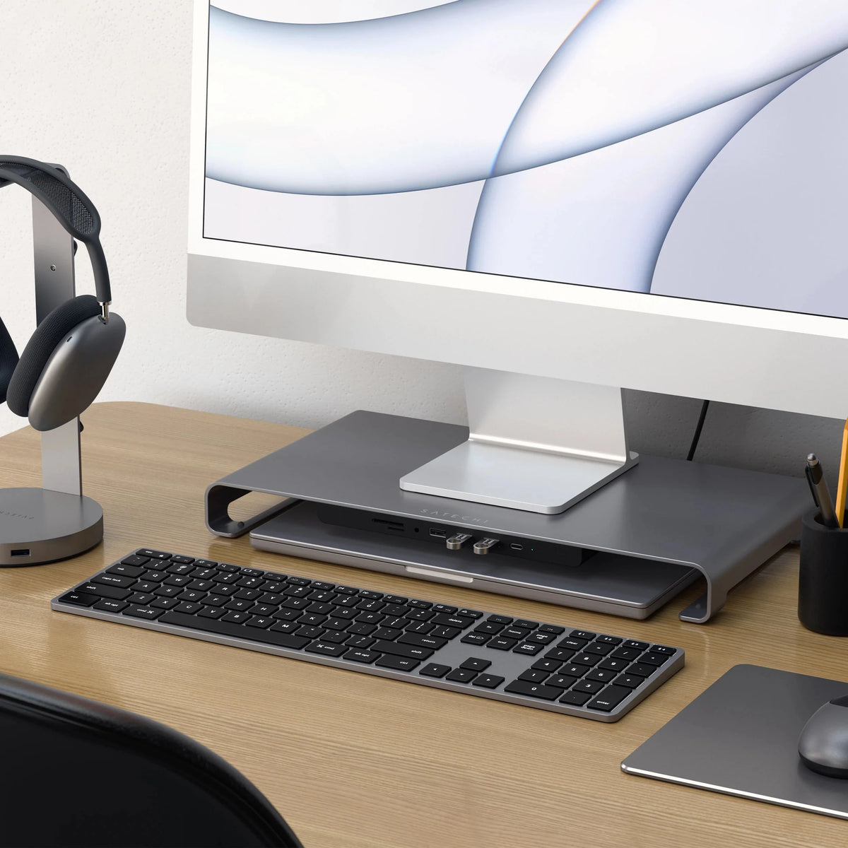 Satechi Monitor Stand with USB Hub