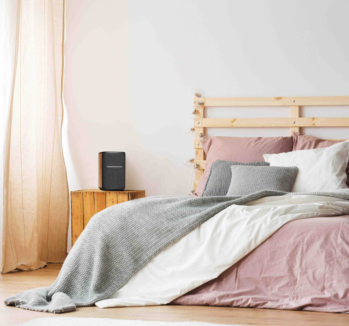 Edifier Wireless Smart Speaker