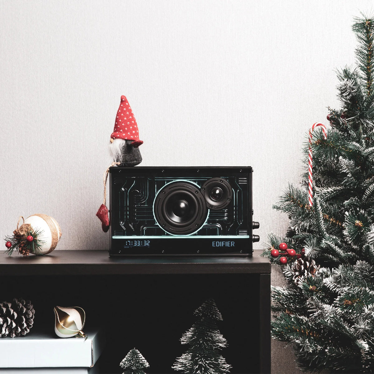 Edifier Tabletop Bluetooth Speaker