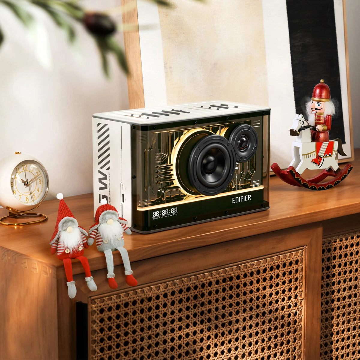 Edifier Tabletop Bluetooth Speaker