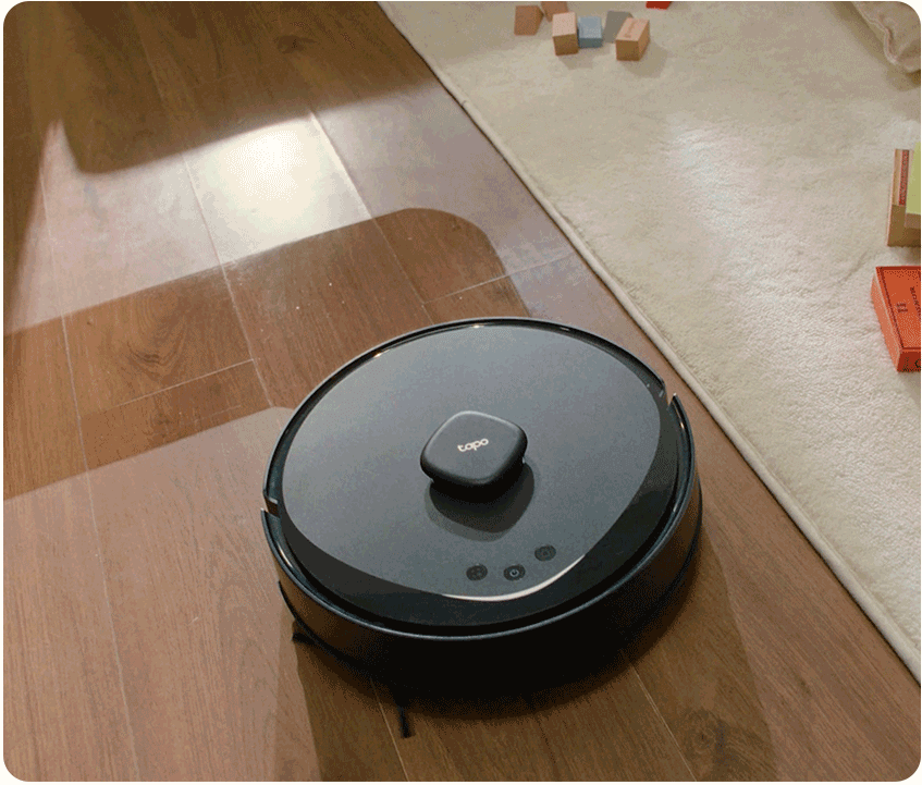 Tapo Robot Vacuum and Mop with Auto-Empty Dock