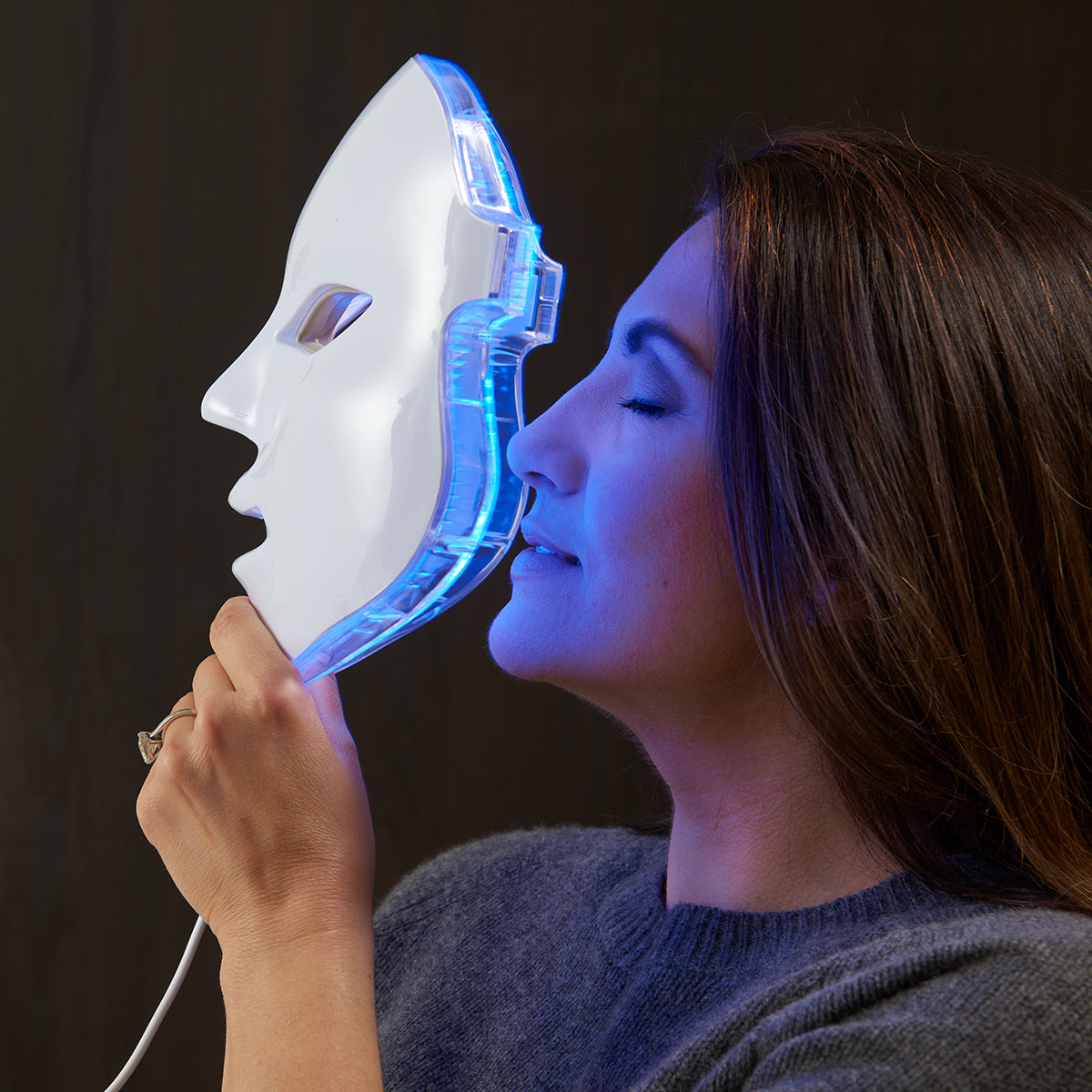 sharper image LED Light Therapy Face Mask