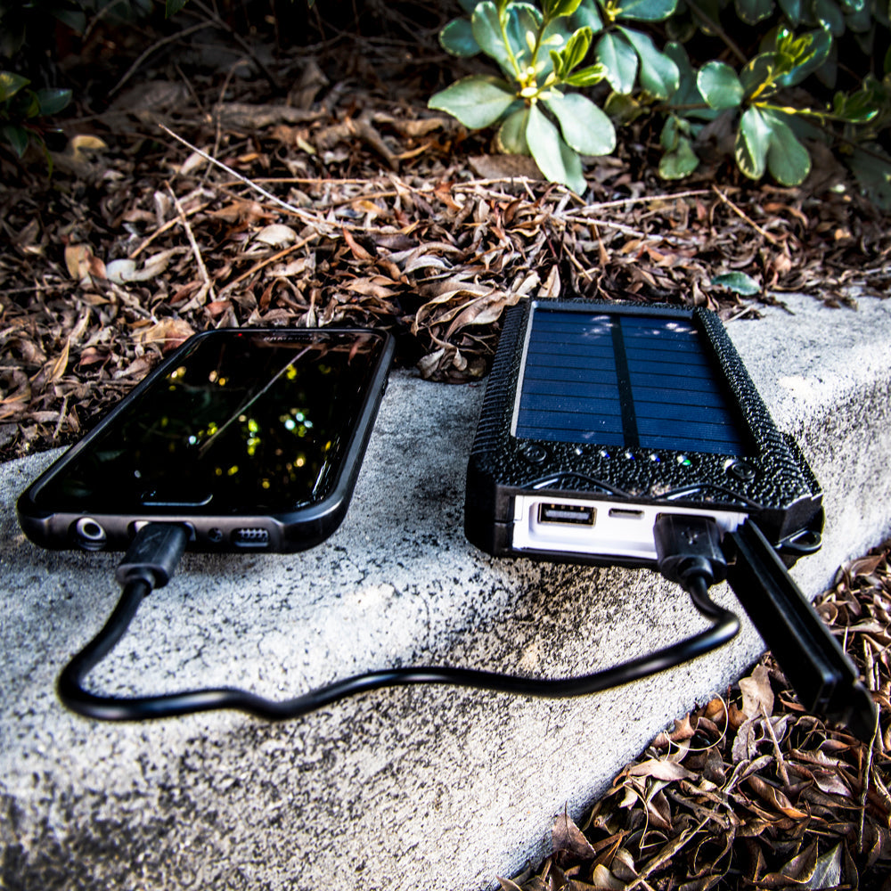 Stealth Angel Survival 20000mAh Solar Power Bank with Flashlights
