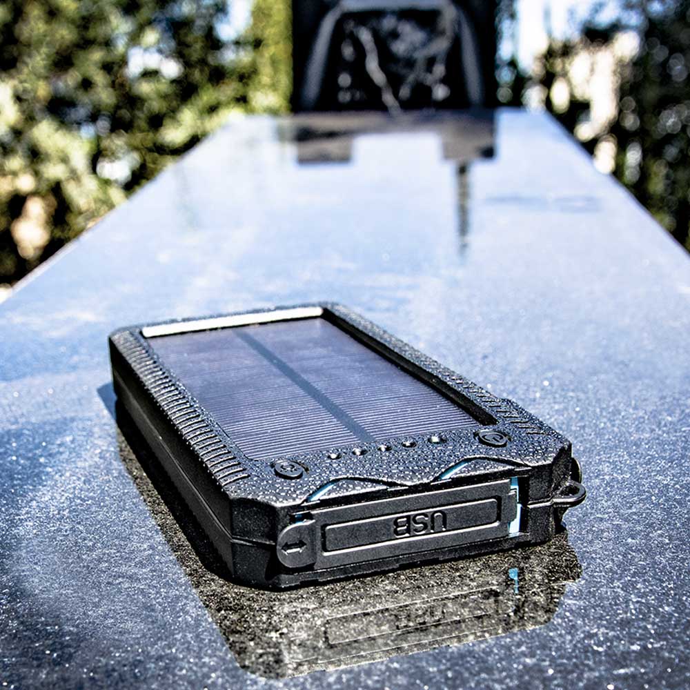 Stealth Angel Survival 20000mAh Solar Power Bank with Flashlights