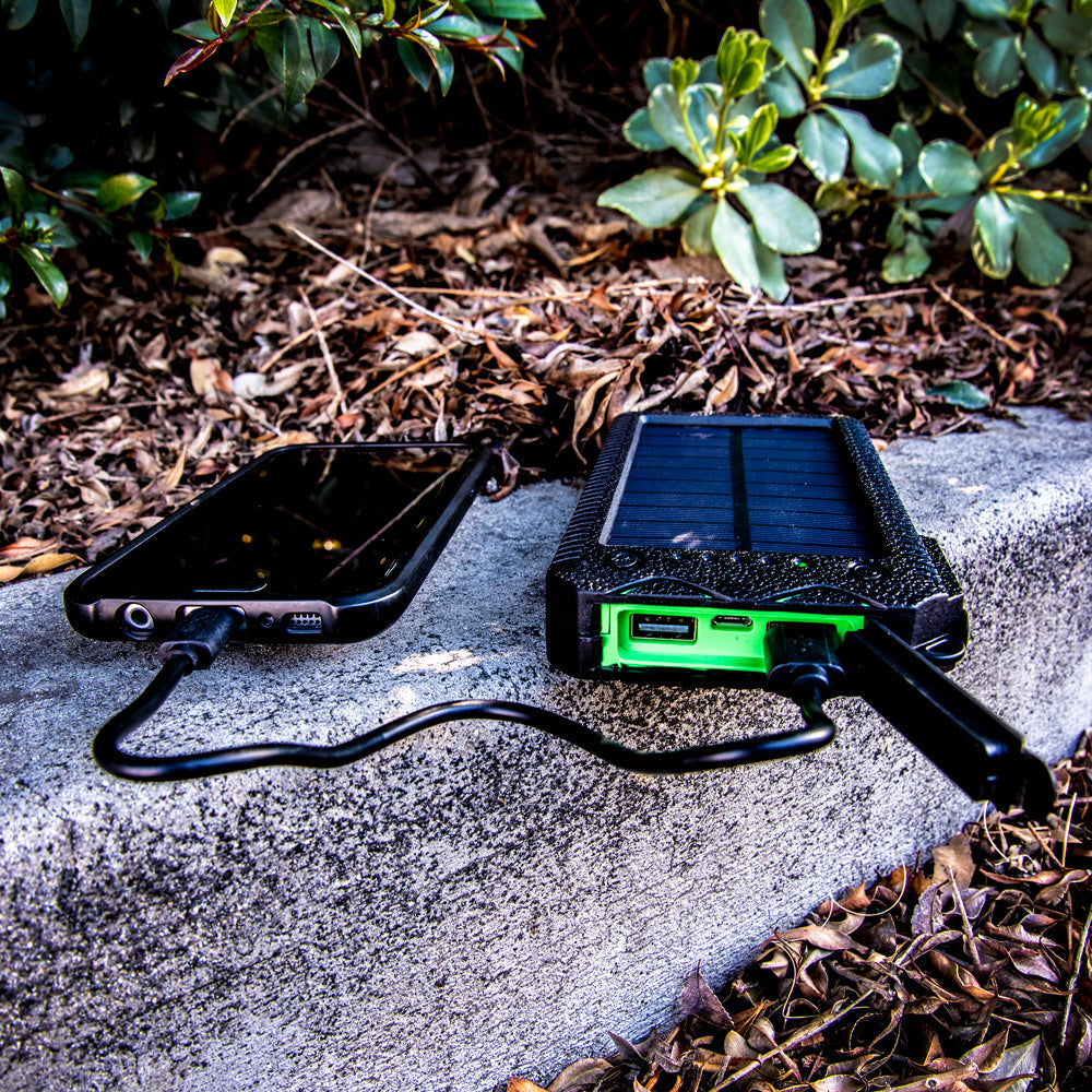 Stealth Angel Survival 20000mAh Solar Power Bank with Flashlights