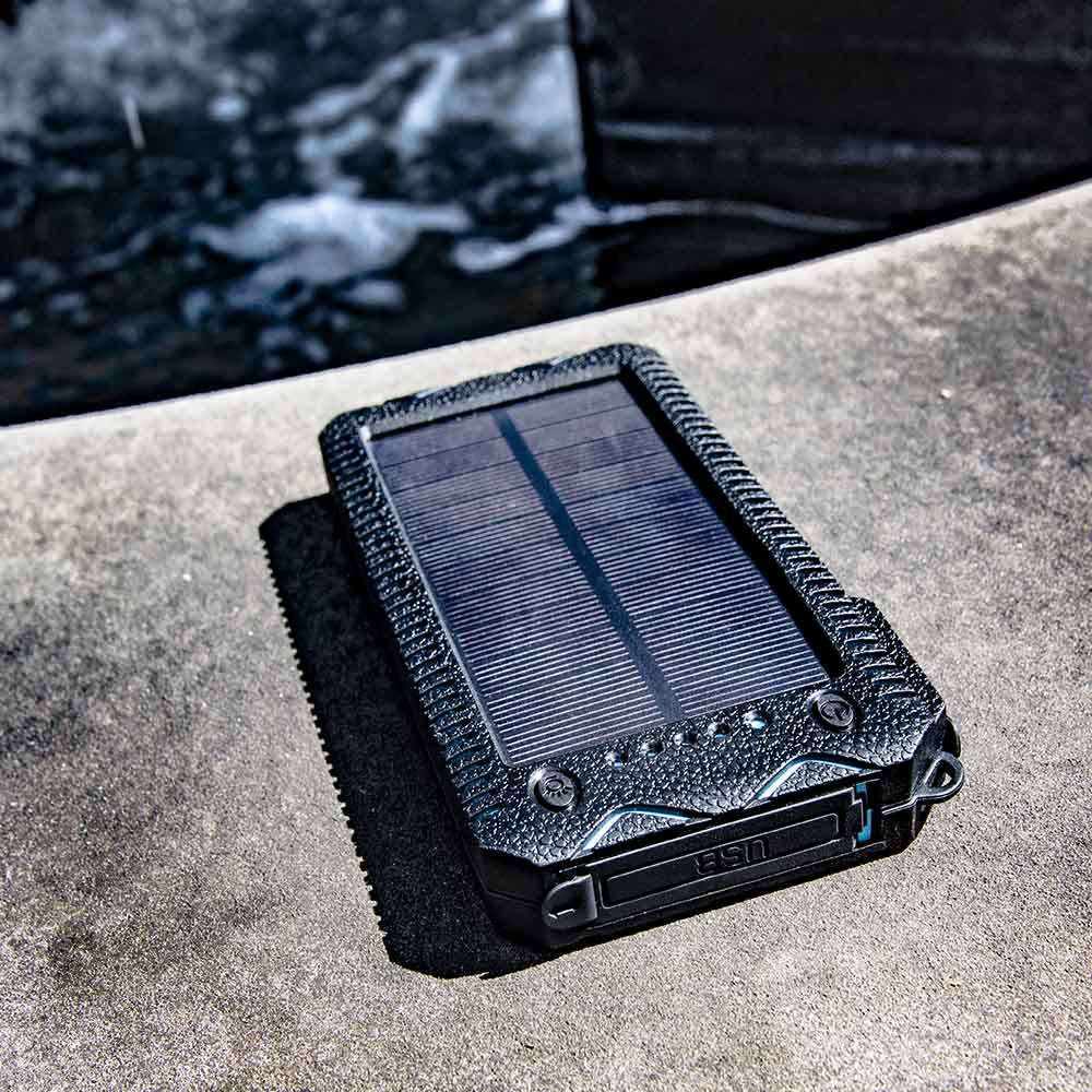 Stealth Angel Survival 20000mAh Solar Power Bank with Flashlights