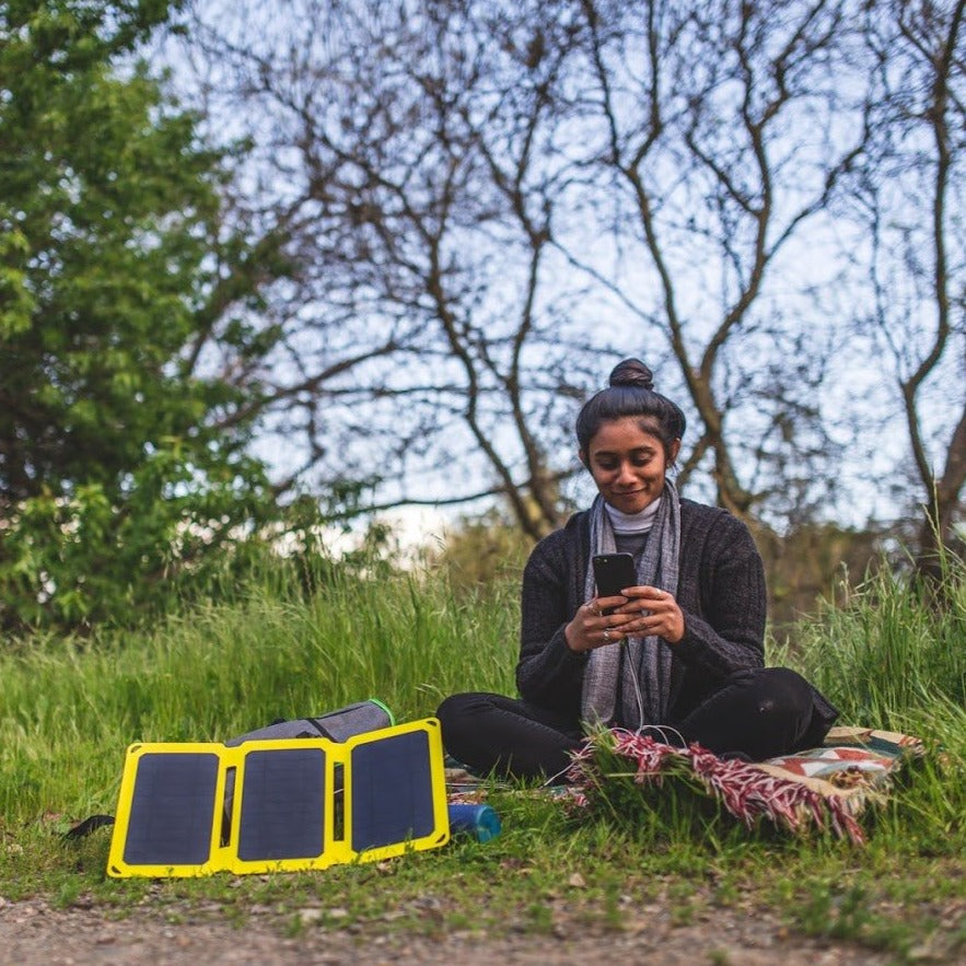 sunjack 15W Foldable Solar Panel Charger