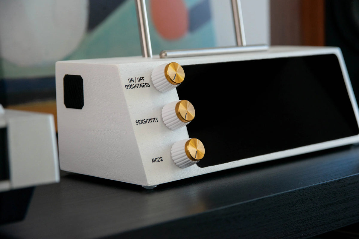 PETRU Smart Vinyl Record Display Stand
