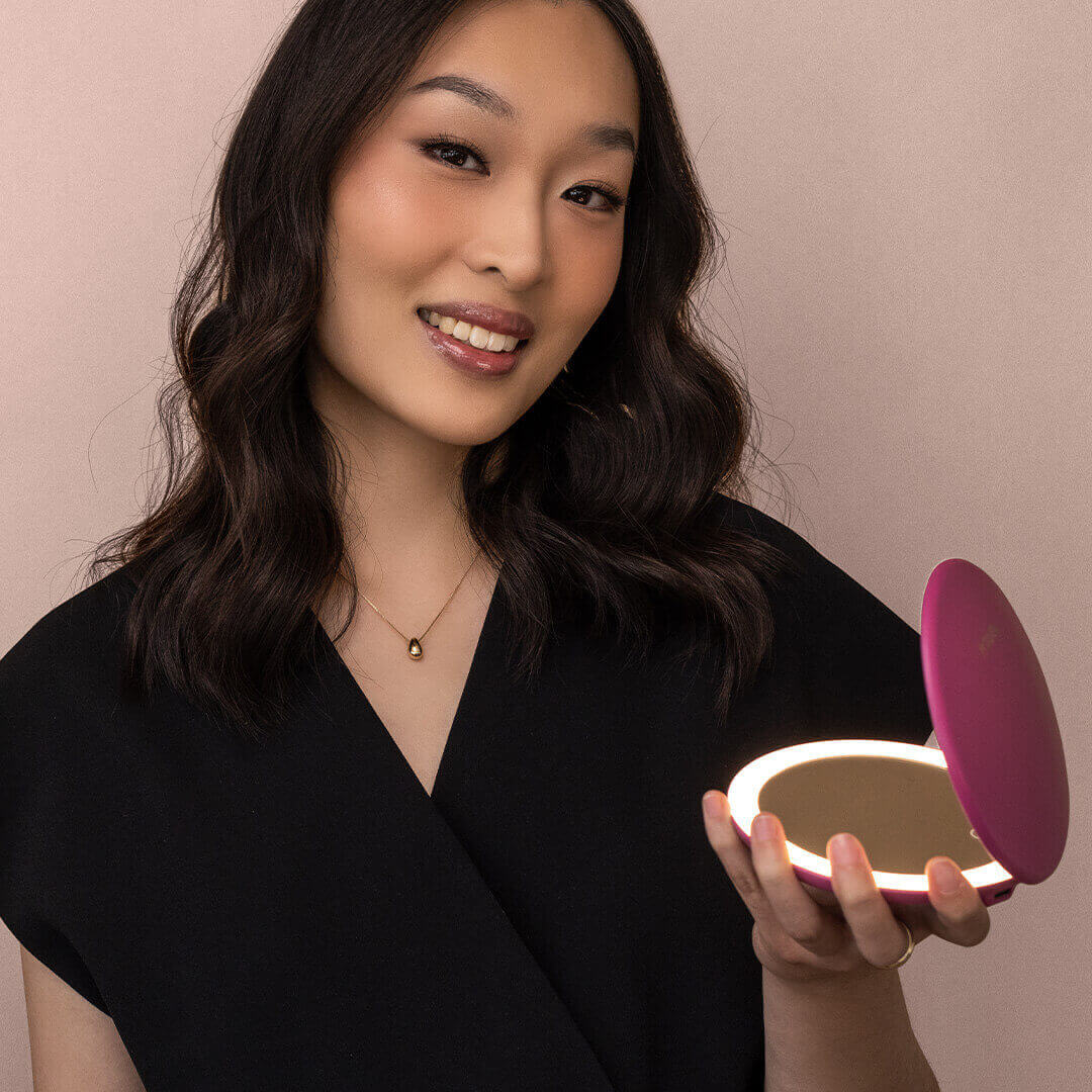 Fancii LED Compact Makeup Mirror