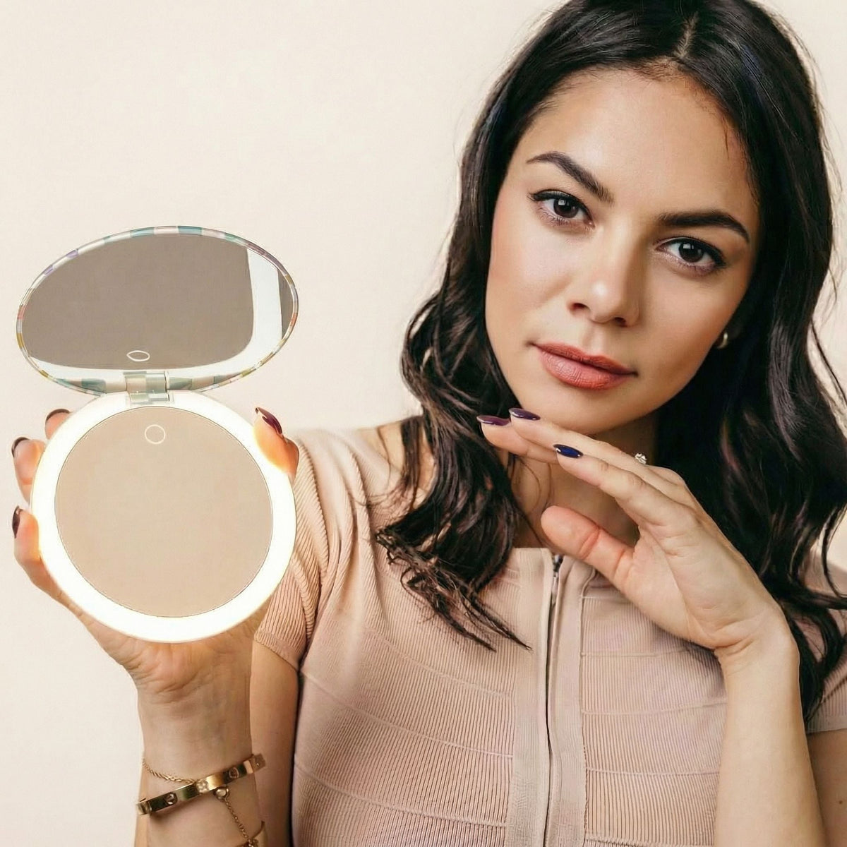 Fancii LED Compact Makeup Mirror