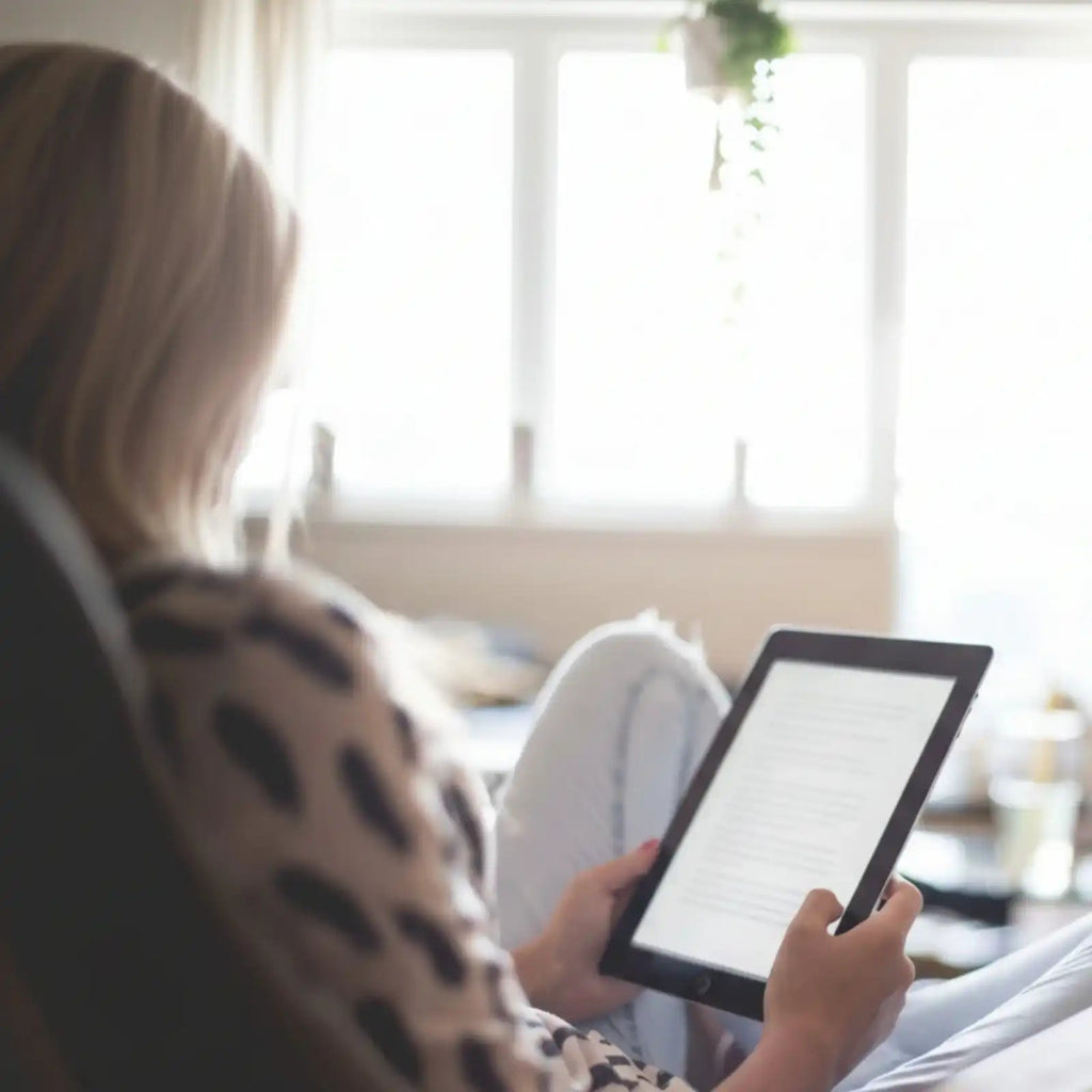 TUTT E-Ink E-Book Reader