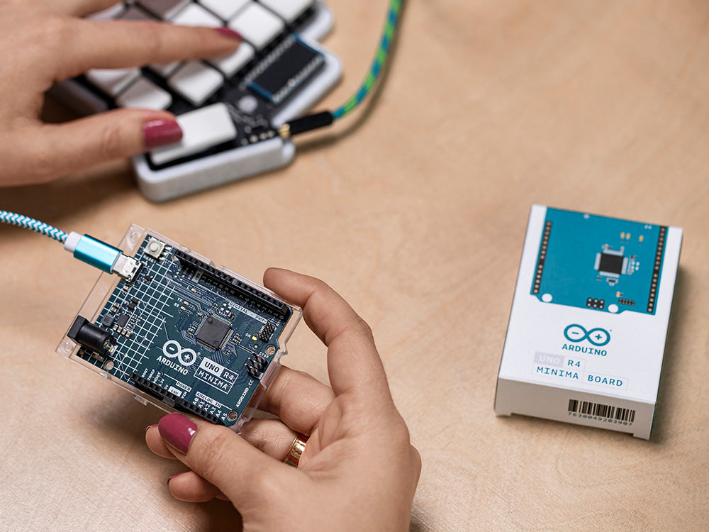 Arduino Microcontroller Development Board