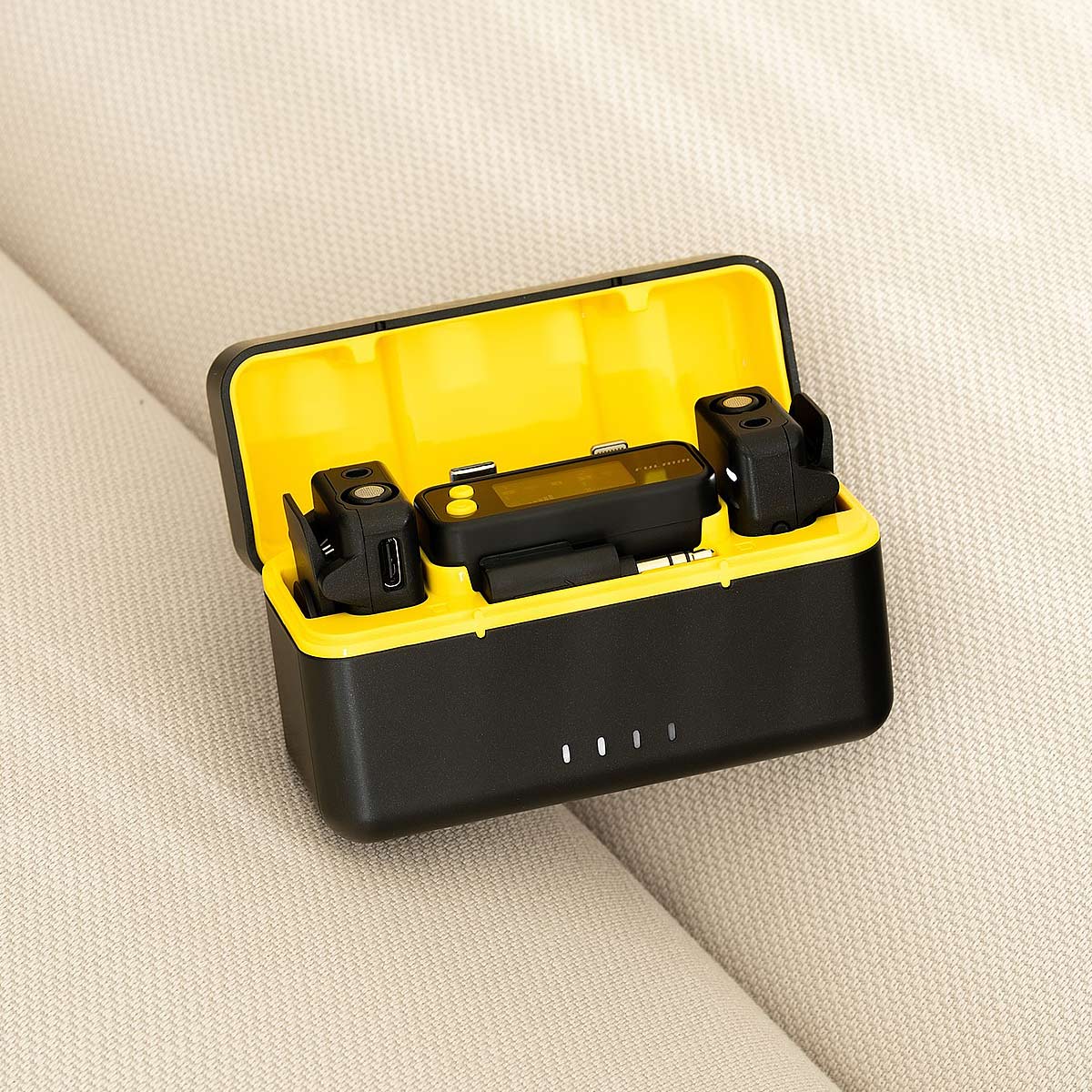 Fulaim Wireless Lavalier Microphone