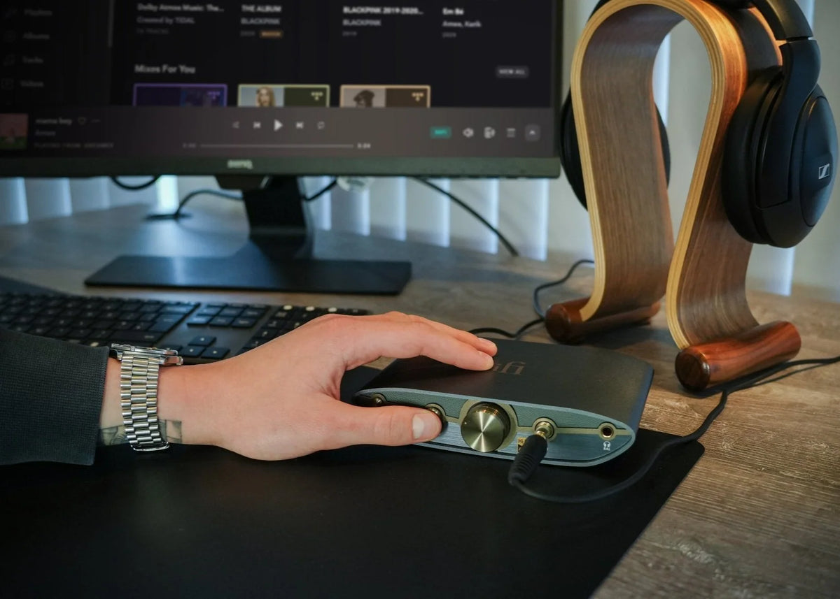 iFi-audio Desktop DAC Headphone Amplifier